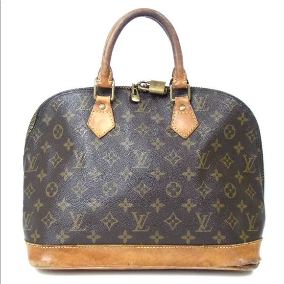 Louis Vuitton Handbags - Auth Louis Vuitton Alma 30 Satchel Bag
